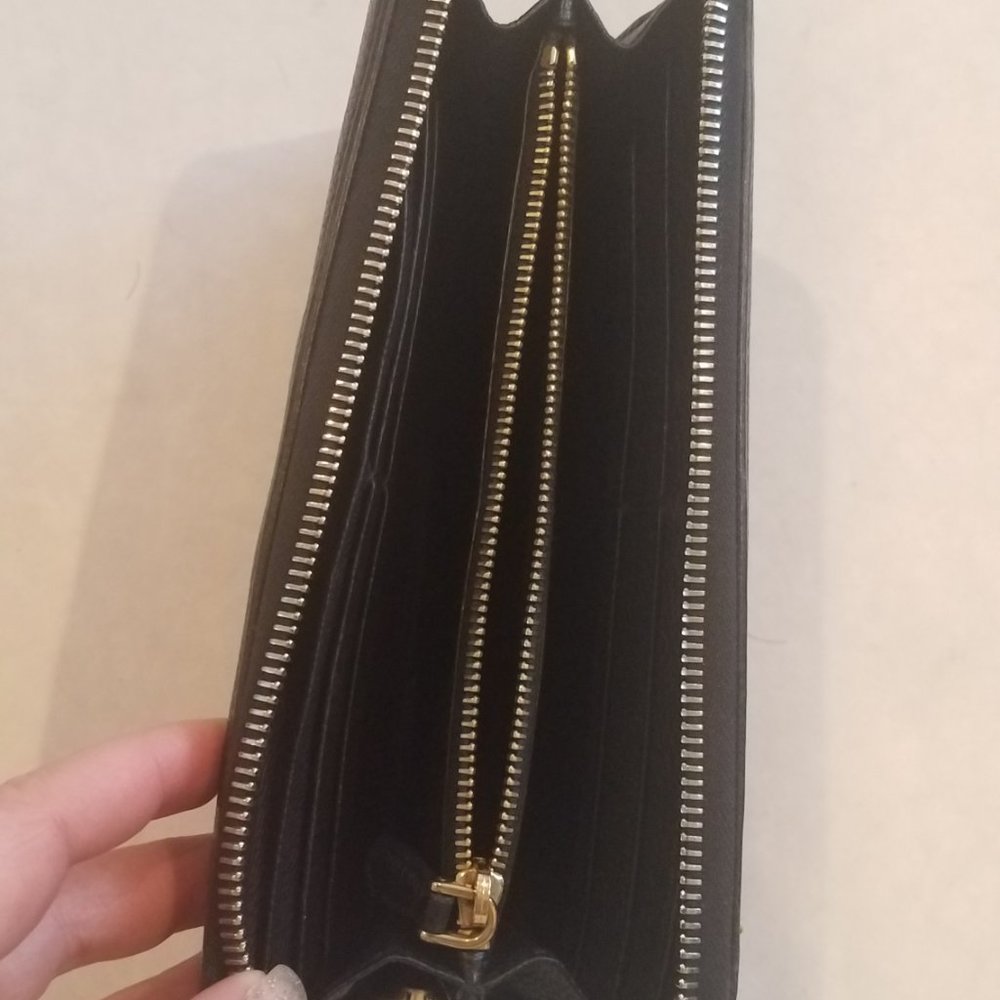 Prada Black Leather Wallet with Gold Accents - Picture 3 of 5
